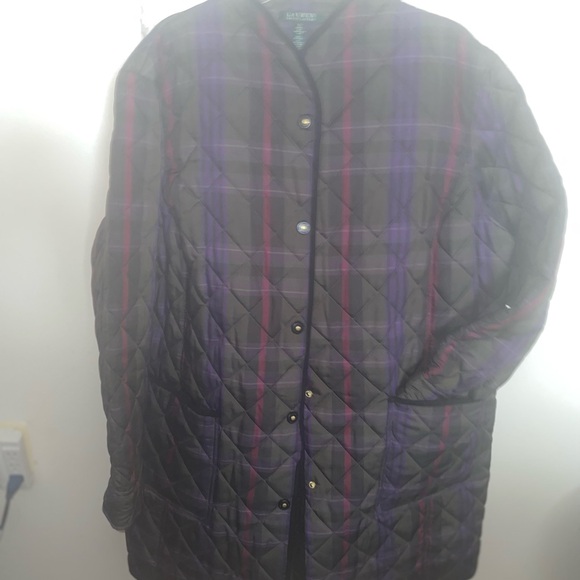 Lauren Ralph Lauren Plaid Quilted Car length Jacket. - Picture 5 of 8